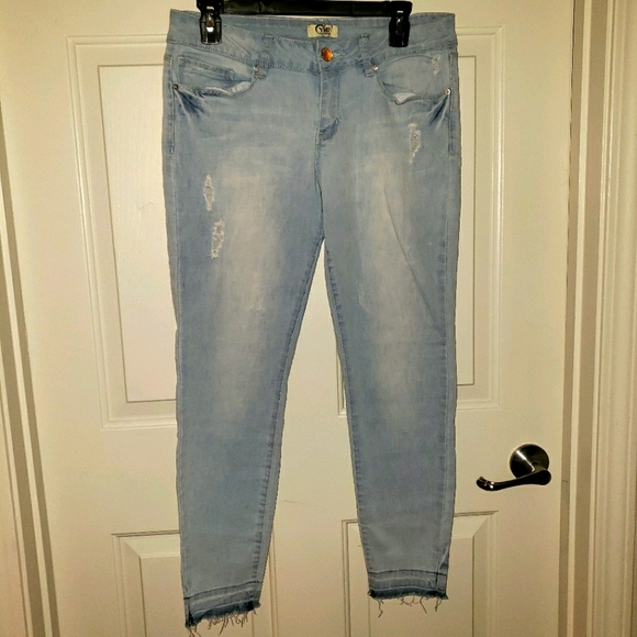 YMI Denim - 3/$12 YMI Jeans Ankle Jeans, Size 11